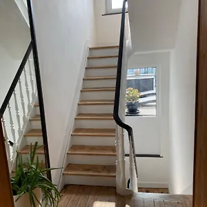 Apartment Retro